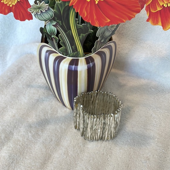 Chico’s Stretch Silver Cuff - Picture 4 of 7